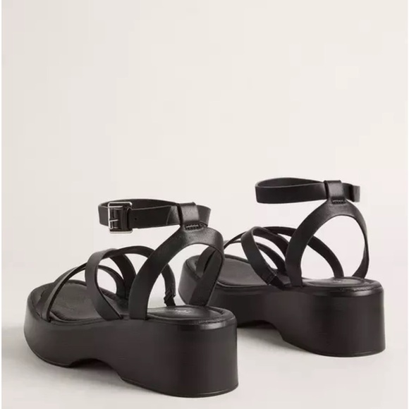 Torrid Strappy Flatform Sandals Size 12 WW - Picture 3 of 4
